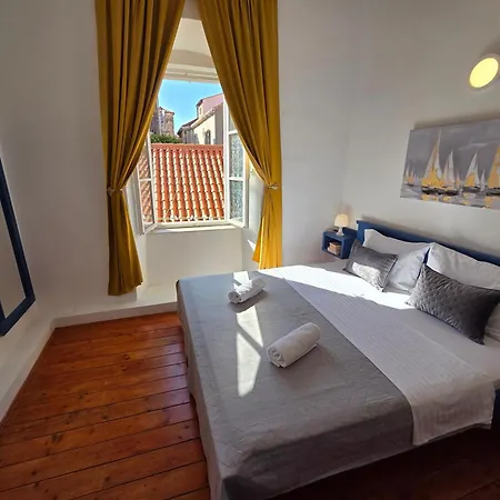 Le Mura By Blue Estate *